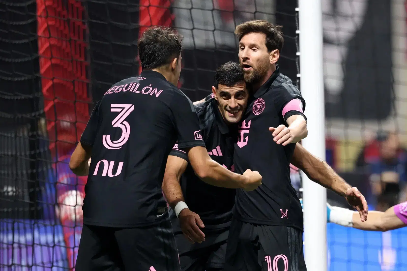 Messi llega a 936 goles tras doblete con Inter Miami